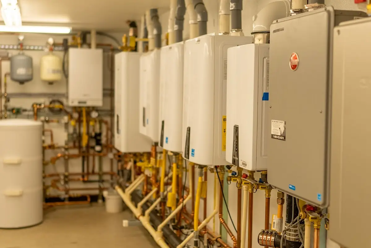 Plumbing services in Lemon Hill, CA